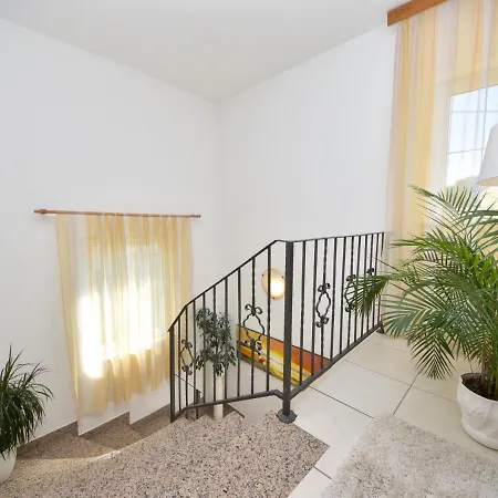 Feriehus Bila By Interhome