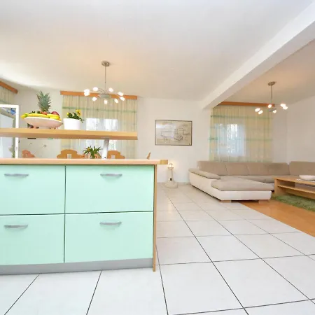 Feriehus Bila By Interhome