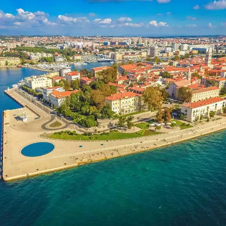 度假居 Bila By Interhome 扎达尔