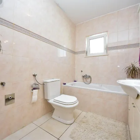 Bila By Interhome * זאדאר
