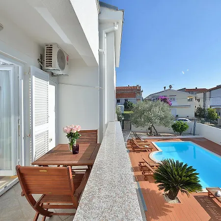 Bila By Interhome * זאדאר