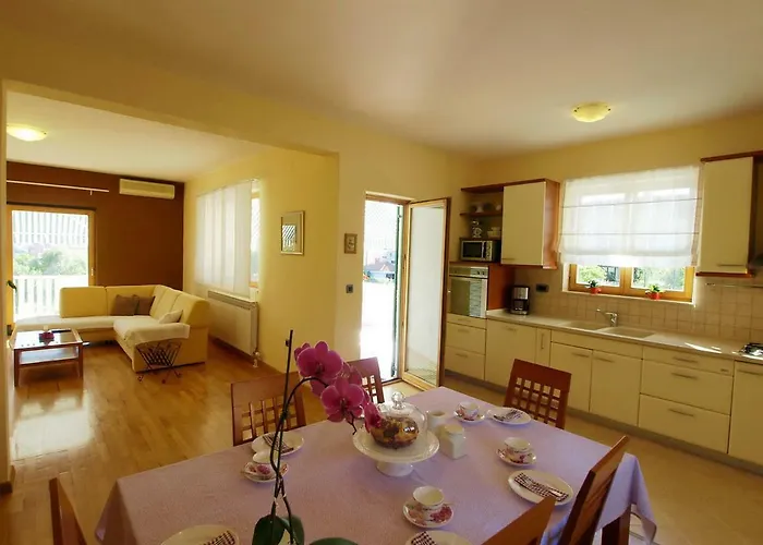 Bila By Interhome Zadar